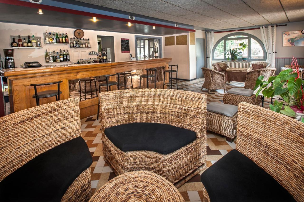 Hotel Restaurant De La Poste Et La Grange Detente, Espace Bien-Etre Châteauneuf-de-Randon Eksteriør bilde