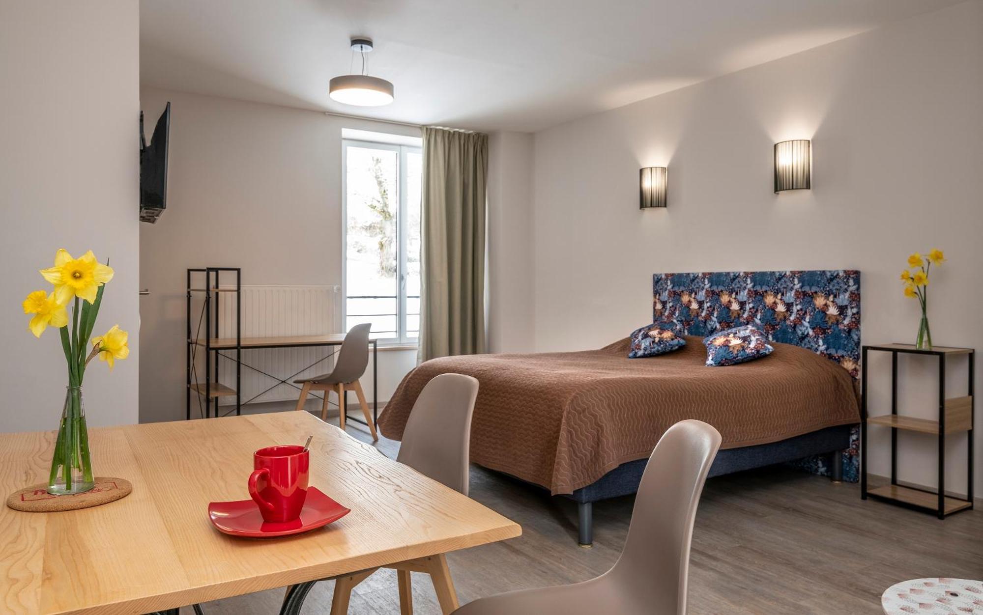 Hotel Restaurant De La Poste Et La Grange Detente, Espace Bien-Etre Châteauneuf-de-Randon Rom bilde