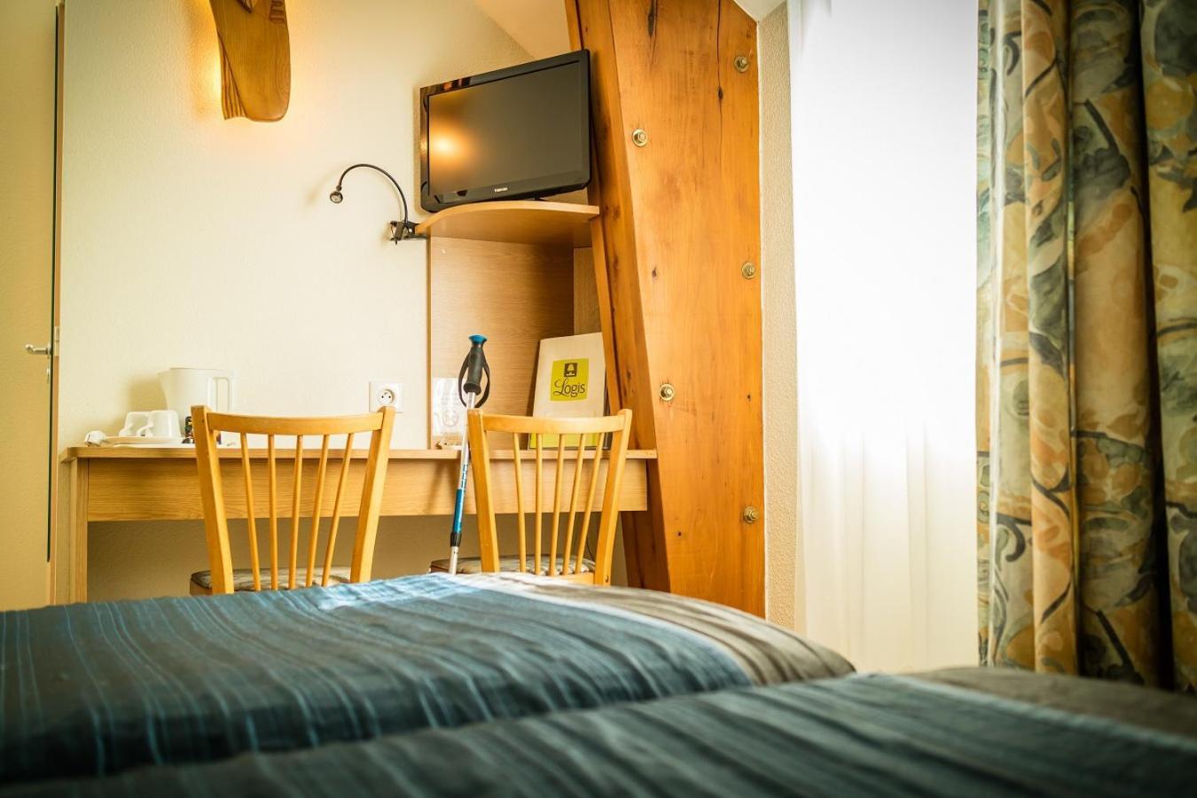 Hotel Restaurant De La Poste Et La Grange Detente, Espace Bien-Etre Châteauneuf-de-Randon Rom bilde