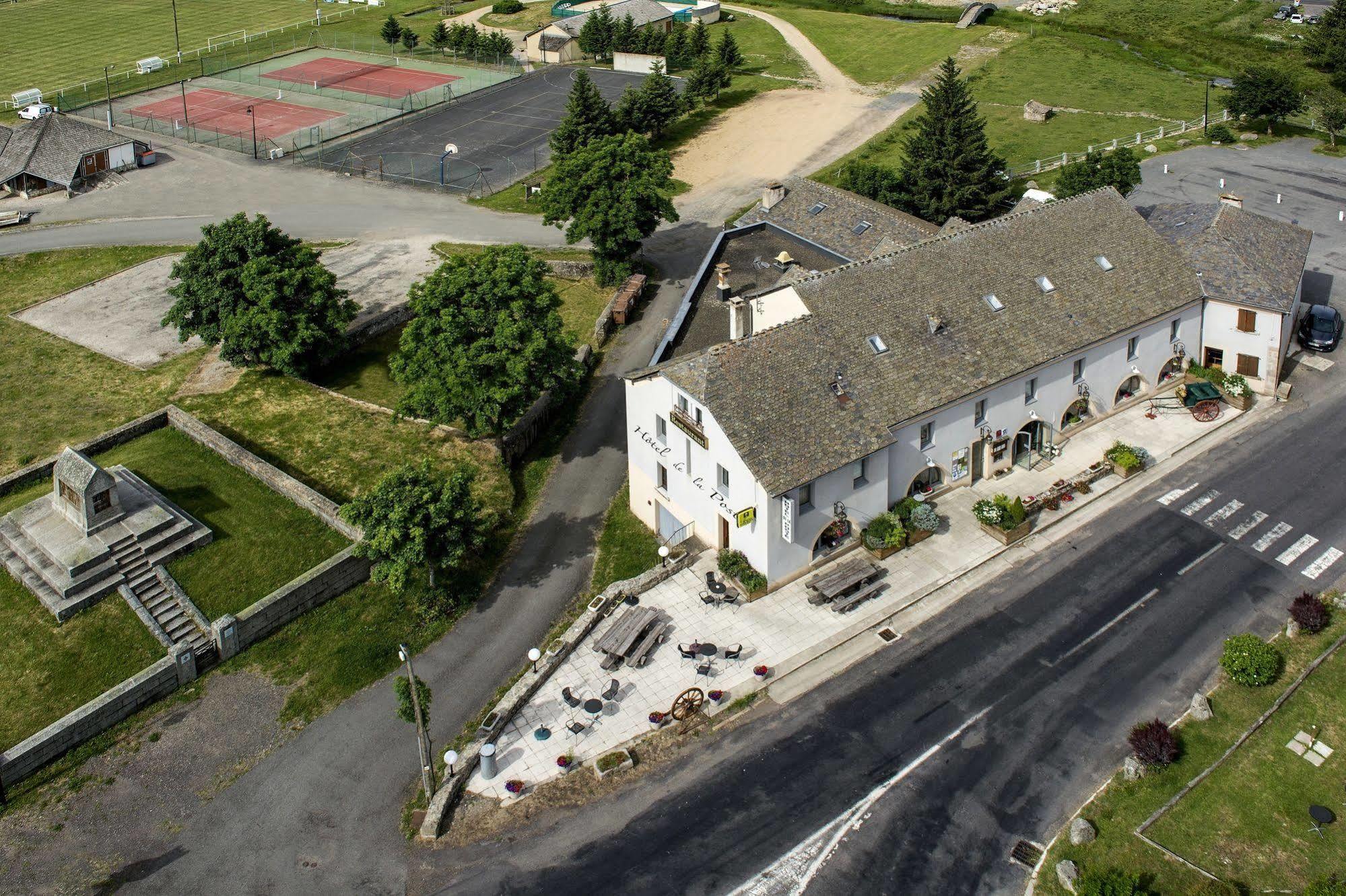 Hotel Restaurant De La Poste Et La Grange Detente, Espace Bien-Etre Châteauneuf-de-Randon Eksteriør bilde